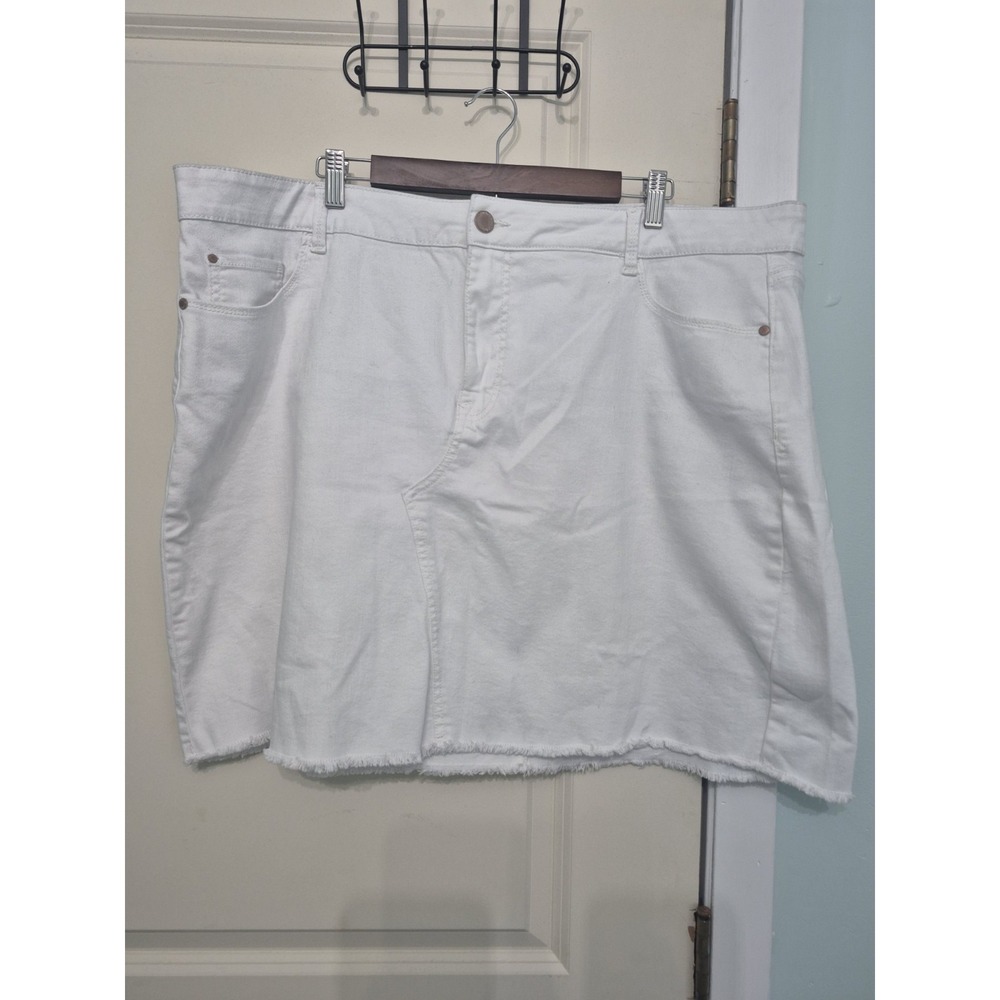 Jordache White Denim Mini Skirt Raw Hem Plus Size 26W Stretch Casual